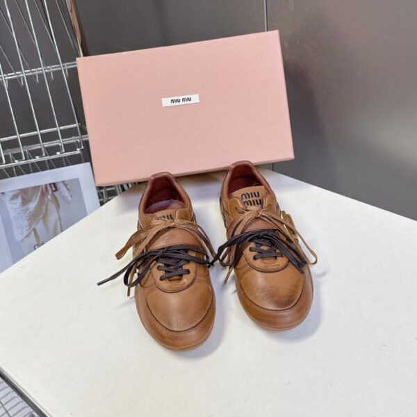 repliche,replica,perfette,siti di,affidabili,migliori siti,dove comprare,1:1,scarpe da ginnastica Le ultime scarpe casual retrò di MiuMiu, le scarpe Dexun (QMH9X)