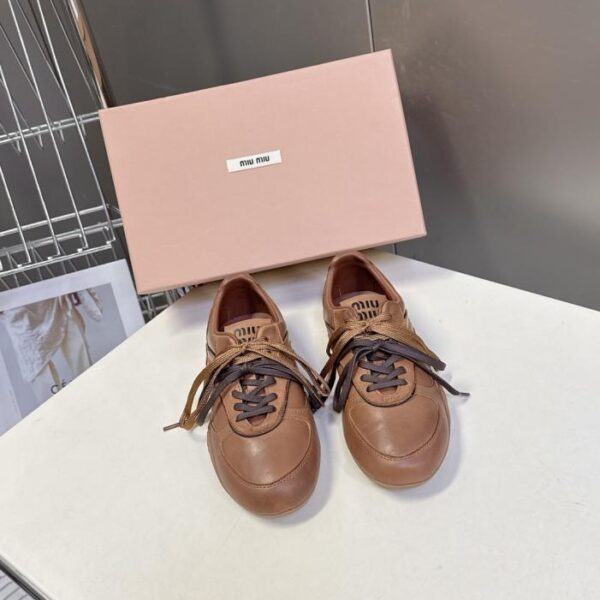 repliche,replica,perfette,siti di,affidabili,migliori siti,dove comprare,1:1,scarpe da ginnastica Le ultime scarpe casual retrò di MiuMiu, le scarpe Dexterity (X1SSH)