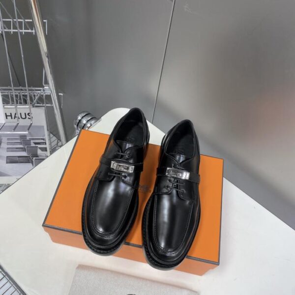 repliche,replica,perfette,siti di,affidabili,migliori siti,dove comprare,1:1,scarpe da ginnastica Hermes, ultima collezione di scarpe in pelle con fibbia Kelly e stivaletti alla caviglia (EAQD0)