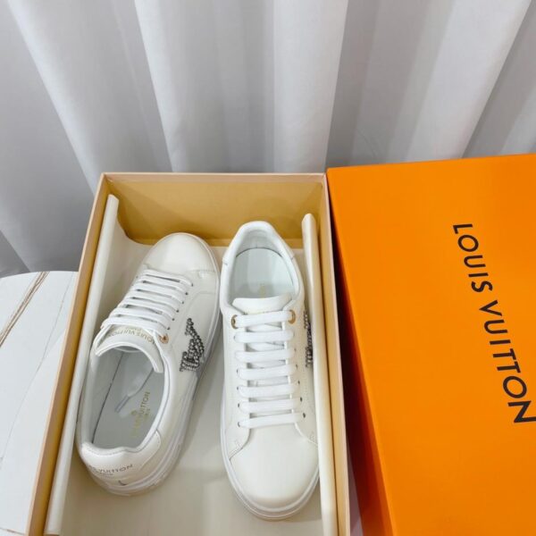 repliche,replica,perfette,siti di,affidabili,migliori siti,dove comprare,1:1,scarpe da ginnastica Scarpe classiche bianche Louis Vuitton (8Q2DA)