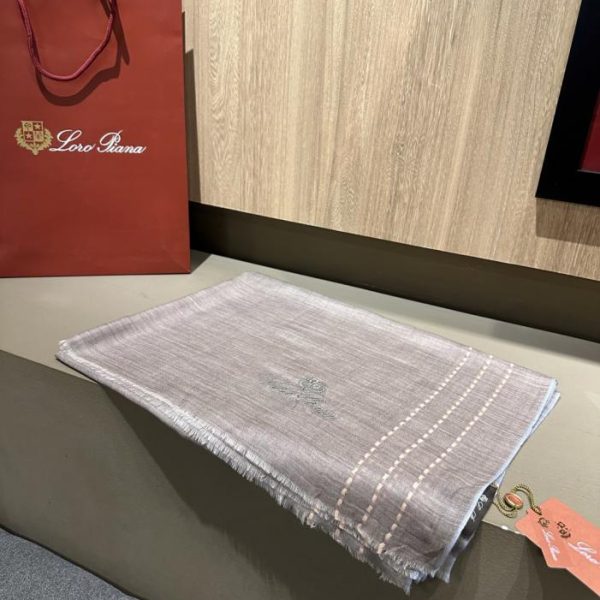 repliche,replica,perfette,siti di,affidabili,migliori siti,dove comprare,1:1,scarpe da ginnastica Sciarpa in cashmere Loro Piana (V8XI7)