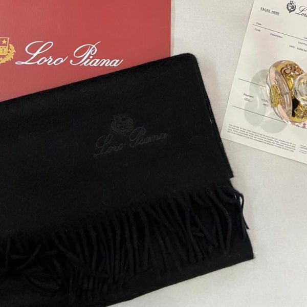 repliche,replica,perfette,siti di,affidabili,migliori siti,dove comprare,1:1,scarpe da ginnastica Novità autunno/inverno Loro Piana: sciarpa in cashmere di alta qualità (I1WWM)