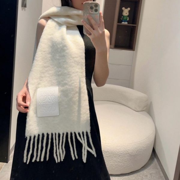 repliche,replica,perfette,siti di,affidabili,migliori siti,dove comprare,1:1,scarpe da ginnastica La nuova sciarpa colorata in mohair di Loewe (DZDAZ)