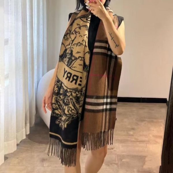 repliche,replica,perfette,siti di,affidabili,migliori siti,dove comprare,1:1,scarpe da ginnastica (Marrone) Scialle reversibile Burberry Equestrian Rider: lo scialle e la sciarpa equestri jacquard più belli nel classico colore caramello (ENDWZ)