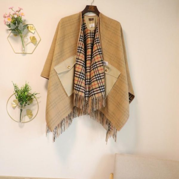repliche,replica,perfette,siti di,affidabili,migliori siti,dove comprare,1:1,scarpe da ginnastica Borsa a fisarmonica Burberry resistente, mantella in lana, reversibile (AQ3TC)