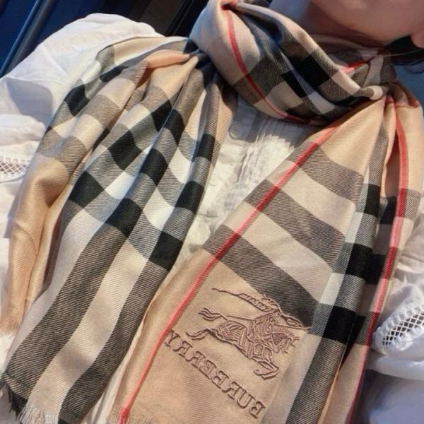 repliche,replica,perfette,siti di,affidabili,migliori siti,dove comprare,1:1,scarpe da ginnastica Sciarpa Burberry (20VDF)