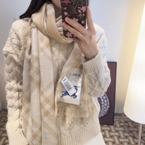 repliche,replica,perfette,siti di,affidabili,migliori siti,dove comprare,1:1,scarpe da ginnastica Sciarpa lunga Burberry con motivo a quadri (216FE)