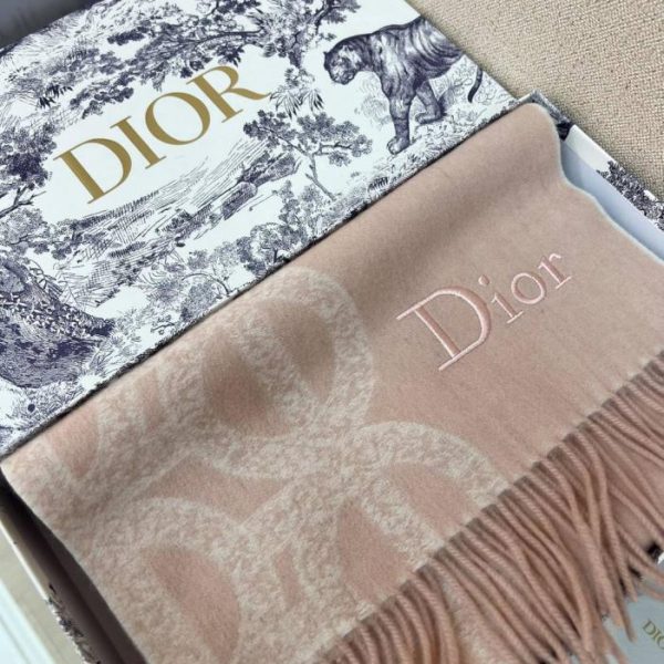 repliche,replica,perfette,siti di,affidabili,migliori siti,dove comprare,1:1,scarpe da ginnastica Sciarpa piccola in cashmere Dior (N78CQ)