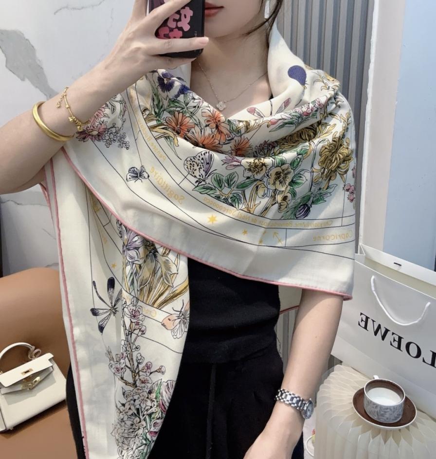 repliche,replica,perfette,siti di,affidabili,migliori siti,dove comprare,1:1,scarpe da ginnastica Sciarpa Dior in seta, 140 cm, realizzata in pura seta e cashmere (D7UE6). repliche,replica,perfette,siti di,affidabili,migliori siti,dove comprare,1:1,scarpe da ginnastica Sciarpa Dior in seta, 140 cm, realizzata in pura seta e cashmere (D7UE6).