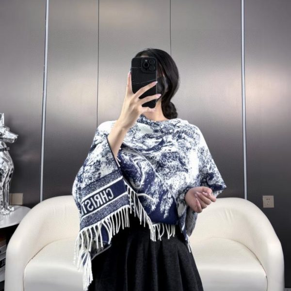 repliche,replica,perfette,siti di,affidabili,migliori siti,dove comprare,1:1,scarpe da ginnastica Sciarpa quadrata grande con stampa animalier Dior CD (3 in 1: sciarpa, scialle, coperta) (VSZYS)
