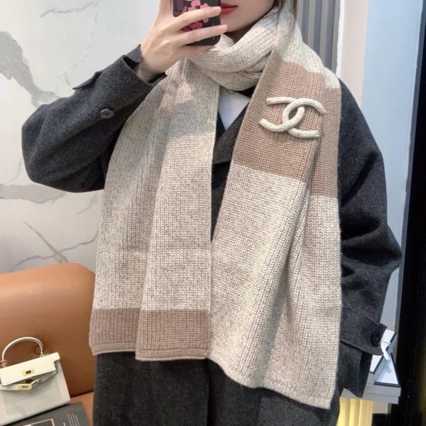 repliche,replica,perfette,siti di,affidabili,migliori siti,dove comprare,1:1,scarpe da ginnastica L’ultima collezione di sciarpe intrecciate di CHANEL (FFM0J)