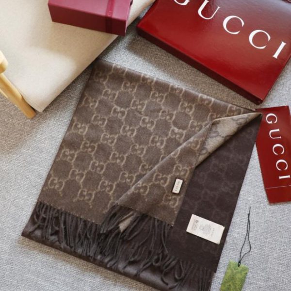 repliche,replica,perfette,siti di,affidabili,migliori siti,dove comprare,1:1,scarpe da ginnastica Sciarpa in jacquard sfumato GG GUCCI️ (1ZRUO)