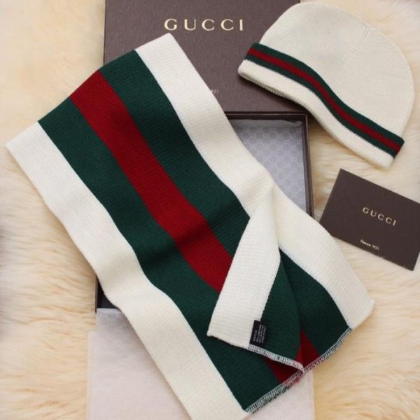 repliche,replica,perfette,siti di,affidabili,migliori siti,dove comprare,1:1,scarpe da ginnastica RGC1606 Set sciarpa e cappello in lana a righe rosse e verdi Gucci Classic (4Z5ZD) in 3 colori