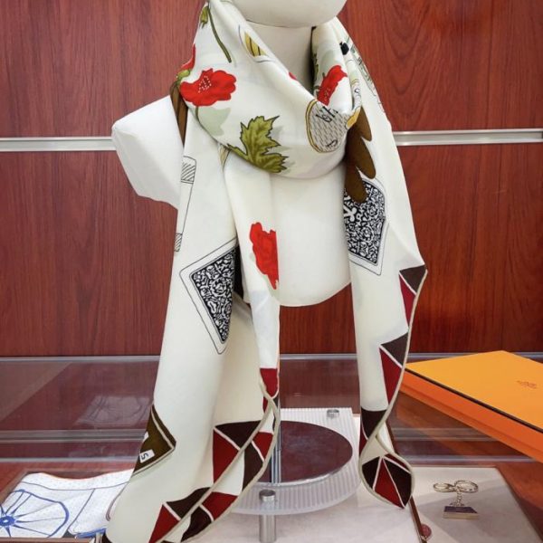 repliche,replica,perfette,siti di,affidabili,migliori siti,dove comprare,1:1,scarpe da ginnastica Guanti Hermès Time Cashmere Fazzoletto (03XW2)