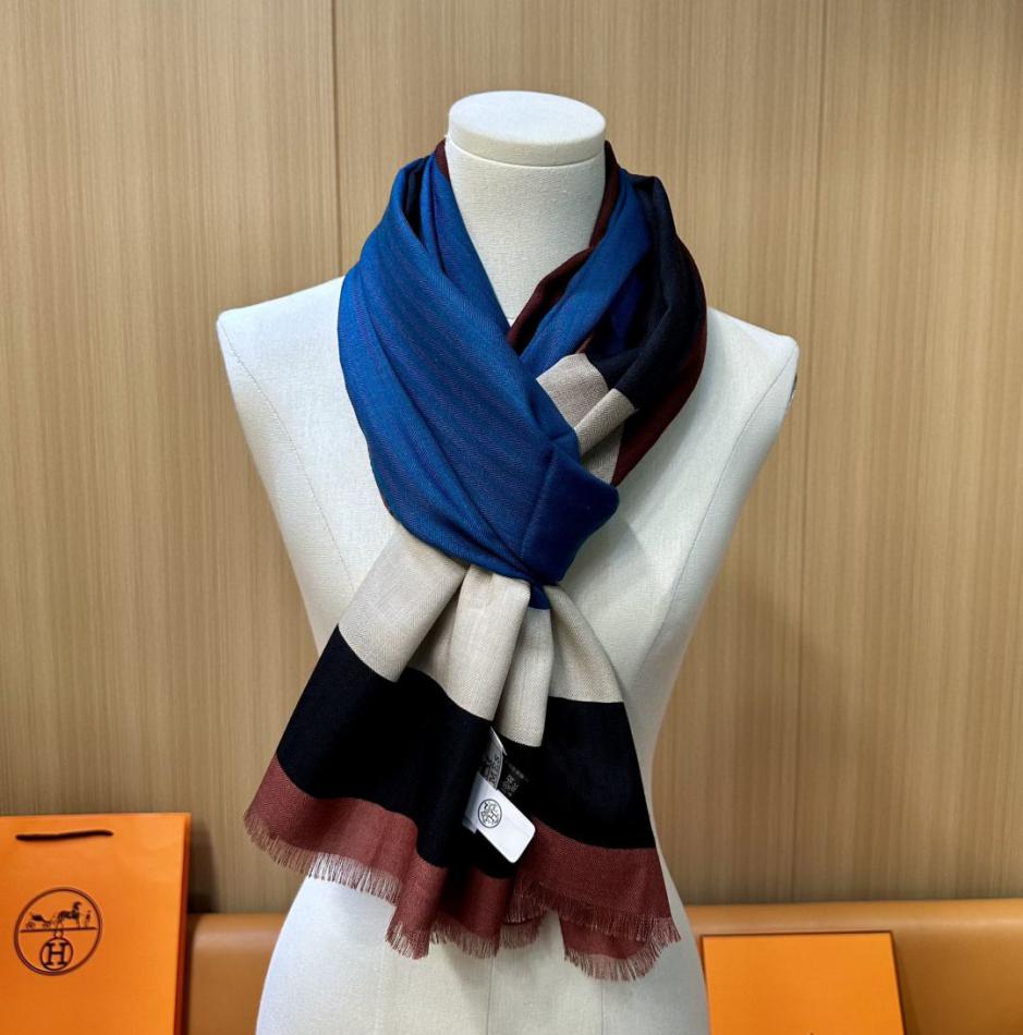 repliche,replica,perfette,siti di,affidabili,migliori siti,dove comprare,1:1,scarpe da ginnastica Sciarpa rettangolare reversibile Hermes dello stesso colore (1RFR8) repliche,replica,perfette,siti di,affidabili,migliori siti,dove comprare,1:1,scarpe da ginnastica Sciarpa rettangolare reversibile Hermes dello stesso colore (1RFR8)