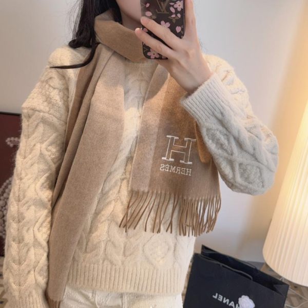 repliche,replica,perfette,siti di,affidabili,migliori siti,dove comprare,1:1,scarpe da ginnastica Sciarpa reversibile Hermès, 100% pelle di agnello (GCU1B)
