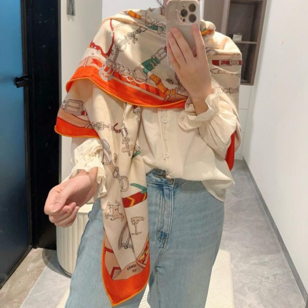 repliche,replica,perfette,siti di,affidabili,migliori siti,dove comprare,1:1,scarpe da ginnastica Fazzoletto quadrato reversibile Hermes dello stesso colore (Pierre M(YOKYV))