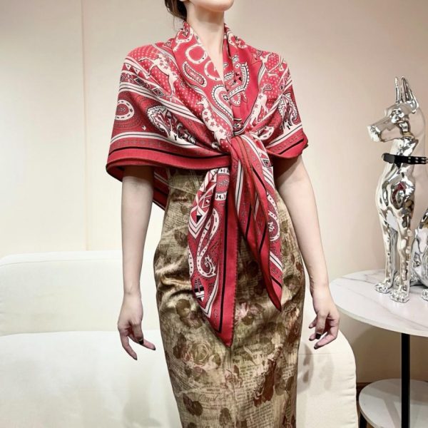 repliche,replica,perfette,siti di,affidabili,migliori siti,dove comprare,1:1,scarpe da ginnastica [Reversibile, stesso colore, seta e lana] Fazzoletto da taschino a forma di cuore in cashmere Hermès (QATDH)