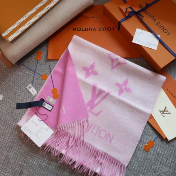 repliche,replica,perfette,siti di,affidabili,migliori siti,dove comprare,1:1,scarpe da ginnastica Sciarpa realizzata artigianalmente secondo la tradizione LV, spessa e calda, con bordo overlock su entrambi i lati per evitare che si sfilacci (OYSLM)