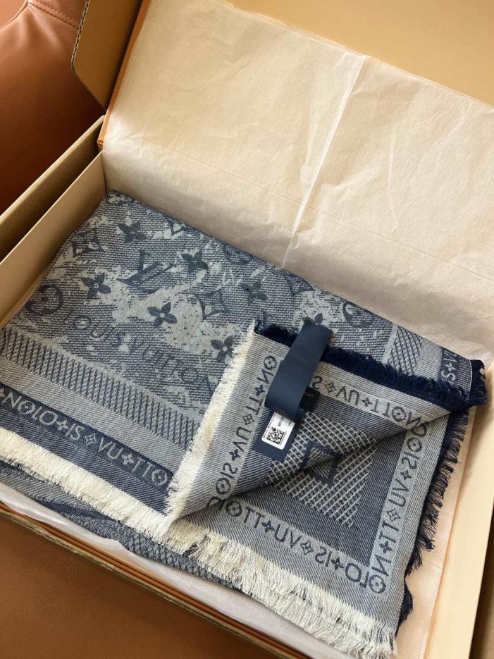 repliche,replica,perfette,siti di,affidabili,migliori siti,dove comprare,1:1,scarpe da ginnastica Blu denim, stile reale, scialle in lana Louis Vuitton Malles Merveilleuses (2HE1X) repliche,replica,perfette,siti di,affidabili,migliori siti,dove comprare,1:1,scarpe da ginnastica Blu denim, stile reale, scialle in lana Louis Vuitton Malles Merveilleuses (2HE1X)