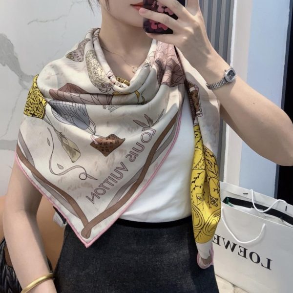 repliche,replica,perfette,siti di,affidabili,migliori siti,dove comprare,1:1,scarpe da ginnastica Foulard quadrato in velluto Louis Vuitton da 140 cm “Mongolfiera” (2TVOW)