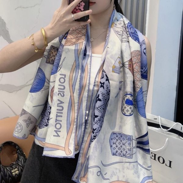 repliche,replica,perfette,siti di,affidabili,migliori siti,dove comprare,1:1,scarpe da ginnastica Foulard quadrato in velluto Louis Vuitton 140 cm – Mongolfiera (L9A4M)