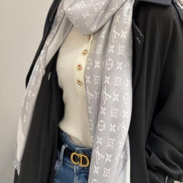 repliche,replica,perfette,siti di,affidabili,migliori siti,dove comprare,1:1,scarpe da ginnastica Classico modello Louis Vuitton grigio chiaro con delicato motivo jacquard Monogram (0B2QU)