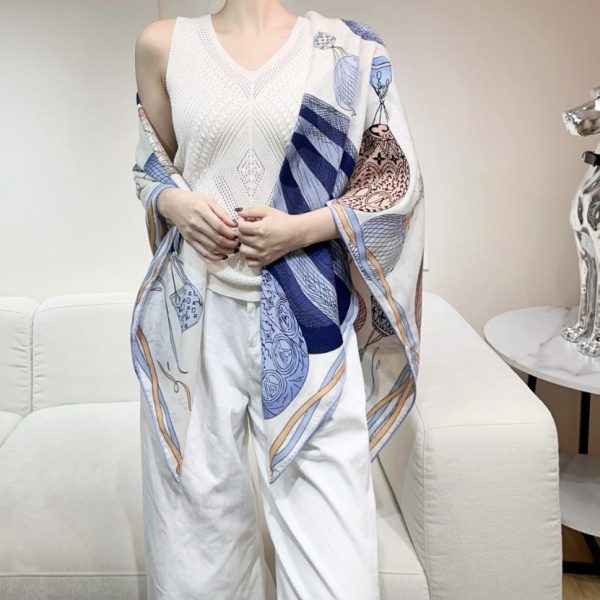 repliche,replica,perfette,siti di,affidabili,migliori siti,dove comprare,1:1,scarpe da ginnastica L’ultimo scialle “Turkish Hot Air Balloon” della boutique LV (J7T21)