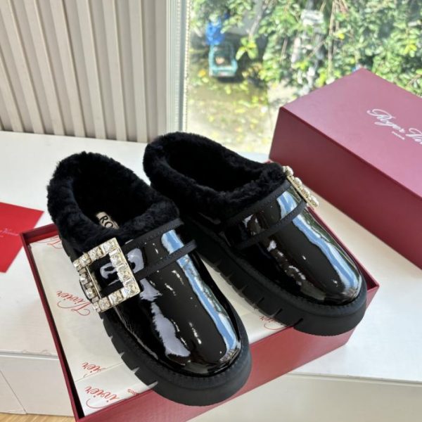repliche,replica,perfette,siti di,affidabili,migliori siti,dove comprare,1:1,scarpe da ginnastica I nuovi stivali da neve di Roger Vivier (5EW7W)