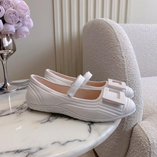 repliche,replica,perfette,siti di,affidabili,migliori siti,dove comprare,1:1,scarpe da ginnastica Le nuove ballerine Mary Jane con fibbia quadrata di Roger Vivie (GI1GB)