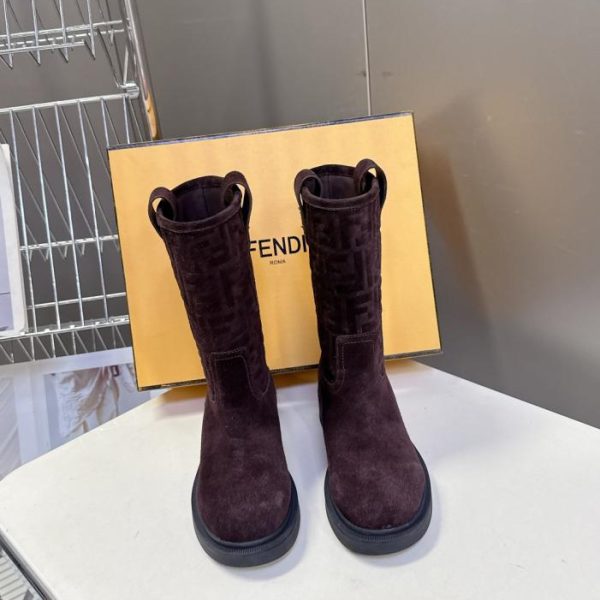 repliche,replica,perfette,siti di,affidabili,migliori siti,dove comprare,1:1,scarpe da ginnastica Versione di punta dei nuovi stivali da passerella della collezione principale della sfilata autunno/inverno di Fendi (WYZLE)