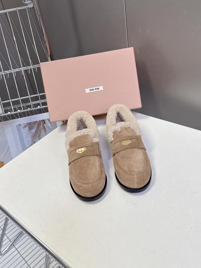 repliche,replica,perfette,siti di,affidabili,migliori siti,dove comprare,1:1,scarpe da ginnastica Mocassini con monete, nuovi arrivi autunno/inverno MIUMIU, scarpe pelose (R3ZQB) repliche,replica,perfette,siti di,affidabili,migliori siti,dove comprare,1:1,scarpe da ginnastica Mocassini con monete, nuovi arrivi autunno/inverno MIUMIU, scarpe pelose (R3ZQB)