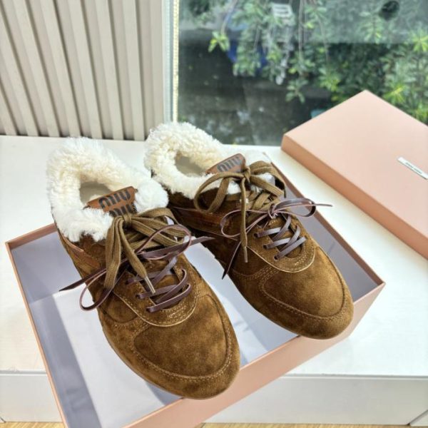 Scarpe da ginnastica MIUMIU x New Balanc (HZ3HO)