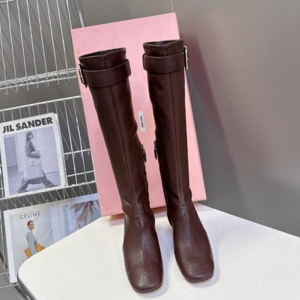 repliche,replica,perfette,siti di,affidabili,migliori siti,dove comprare,1:1,scarpe da ginnastica Stivali lunghi MIUMIU autunno/inverno, ultimo stile della passerella (MXB82)