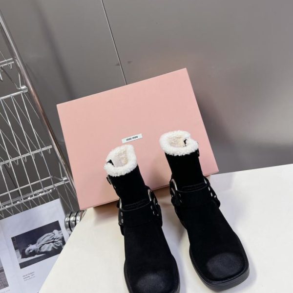 repliche,replica,perfette,siti di,affidabili,migliori siti,dove comprare,1:1,scarpe da ginnastica Stivali da passerella MIUMIU autunno/inverno in edizione limitata di alta qualità (94VL6)
