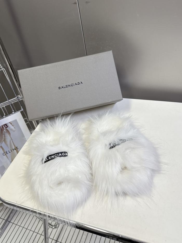 repliche,replica,perfette,siti di,affidabili,migliori siti,dove comprare,1:1,scarpe da ginnastica Le ultime pantofole pelose autunno/inverno di BALENCIAGA (3FIT4) repliche,replica,perfette,siti di,affidabili,migliori siti,dove comprare,1:1,scarpe da ginnastica Le ultime pantofole pelose autunno/inverno di BALENCIAGA (3FIT4)
