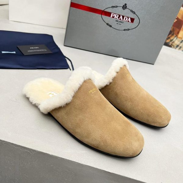 repliche,replica,perfette,siti di,affidabili,migliori siti,dove comprare,1:1,scarpe da ginnastica Pantofole in lana Prada (V4BQ3)