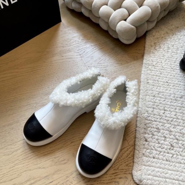 repliche,replica,perfette,siti di,affidabili,migliori siti,dove comprare,1:1,scarpe da ginnastica Stivaletti alla caviglia in peluche Chanel, nuovo stile autunno/inverno (versione di alta gamma) (5G7JQ)