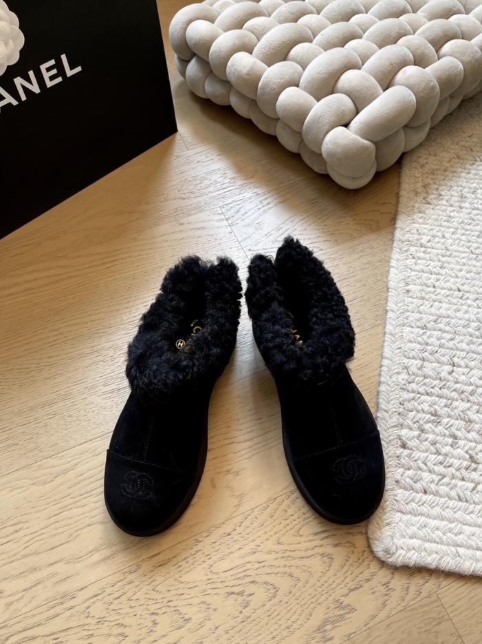 repliche,replica,perfette,siti di,affidabili,migliori siti,dove comprare,1:1,scarpe da ginnastica Stivaletti alla caviglia in peluche Chanel, nuovo stile autunno/inverno, versione premium (9F73T) repliche,replica,perfette,siti di,affidabili,migliori siti,dove comprare,1:1,scarpe da ginnastica Stivaletti alla caviglia in peluche Chanel, nuovo stile autunno/inverno, versione premium (9F73T)