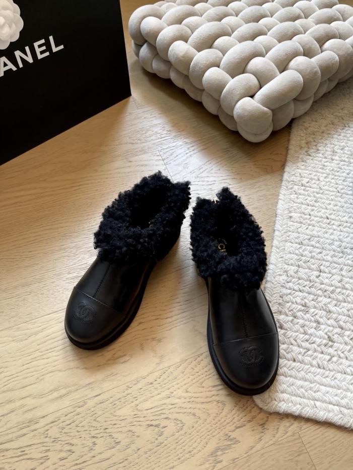 repliche,replica,perfette,siti di,affidabili,migliori siti,dove comprare,1:1,scarpe da ginnastica Stivaletti alla caviglia in peluche Chanel, nuovo stile autunno/inverno, versione premium (F3OAU) repliche,replica,perfette,siti di,affidabili,migliori siti,dove comprare,1:1,scarpe da ginnastica Stivaletti alla caviglia in peluche Chanel, nuovo stile autunno/inverno, versione premium (F3OAU)