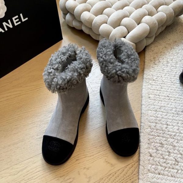 repliche,replica,perfette,siti di,affidabili,migliori siti,dove comprare,1:1,scarpe da ginnastica Stivaletti alla caviglia in peluche Chanel, nuovo stile autunno/inverno – Versione Premium (EKH0H)