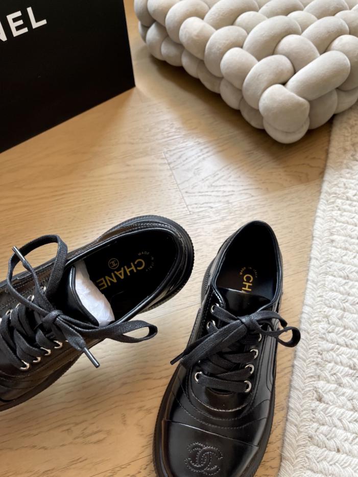 repliche,replica,perfette,siti di,affidabili,migliori siti,dove comprare,1:1,scarpe da ginnastica Le nuove sneakers bianche con plateau di Chanel, versione top di gamma (KY6HN) repliche,replica,perfette,siti di,affidabili,migliori siti,dove comprare,1:1,scarpe da ginnastica Le nuove sneakers bianche con plateau di Chanel, versione top di gamma (KY6HN)