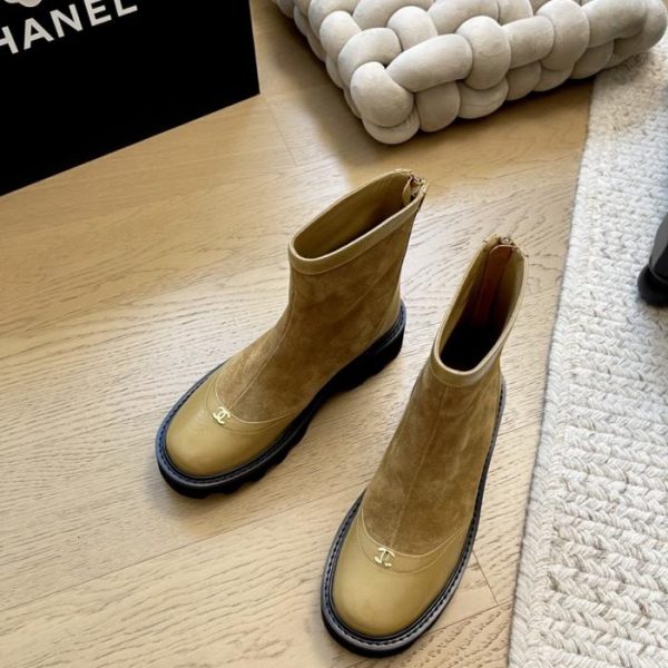 repliche,replica,perfette,siti di,affidabili,migliori siti,dove comprare,1:1,scarpe da ginnastica I nuovi stivaletti in camoscio di Chanel, versione top di gamma (5762Y)