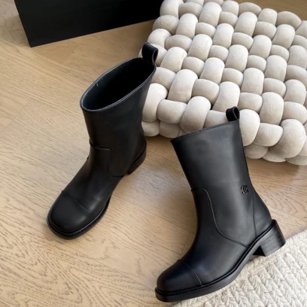 repliche,replica,perfette,siti di,affidabili,migliori siti,dove comprare,1:1,scarpe da ginnastica La nuova collezione di stivali alla caviglia e al ginocchio di Chanel, versione top di gamma (C58ME)