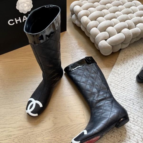 repliche,replica,perfette,siti di,affidabili,migliori siti,dove comprare,1:1,scarpe da ginnastica Stivaletti Chanel Vintage Cambon, versione di livello superiore (UFE2U)