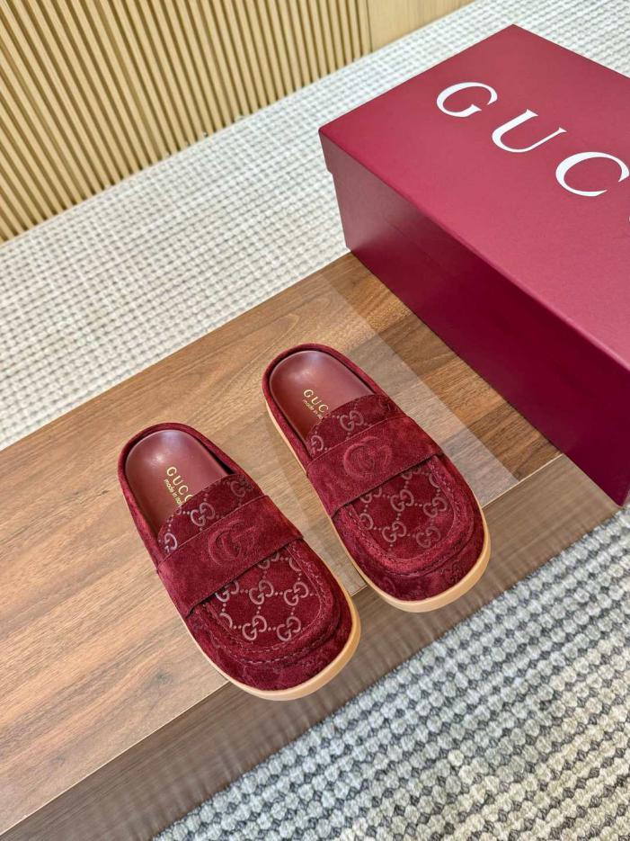 repliche,replica,perfette,siti di,affidabili,migliori siti,dove comprare,1:1,scarpe da ginnastica Nuove mules Gucci con plateau e ricamo G-sign intrecciato (QRJ81) repliche,replica,perfette,siti di,affidabili,migliori siti,dove comprare,1:1,scarpe da ginnastica Nuove mules Gucci con plateau e ricamo G-sign intrecciato (QRJ81)