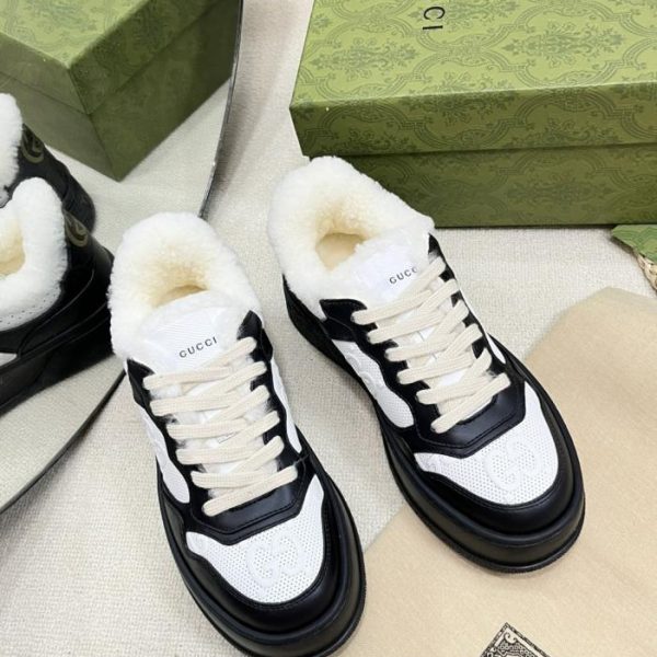 Scarpe invernali in lana GUCCI con finitura fuzzy a doppia G (T1KO6)