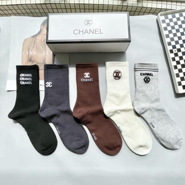 repliche,replica,perfette,siti di,affidabili,migliori siti,dove comprare,1:1,scarpe da ginnastica [Una scatola contiene cinque paia] Calzini lunghi fino al ginocchio Chanel di alta qualità (XRKZR)
