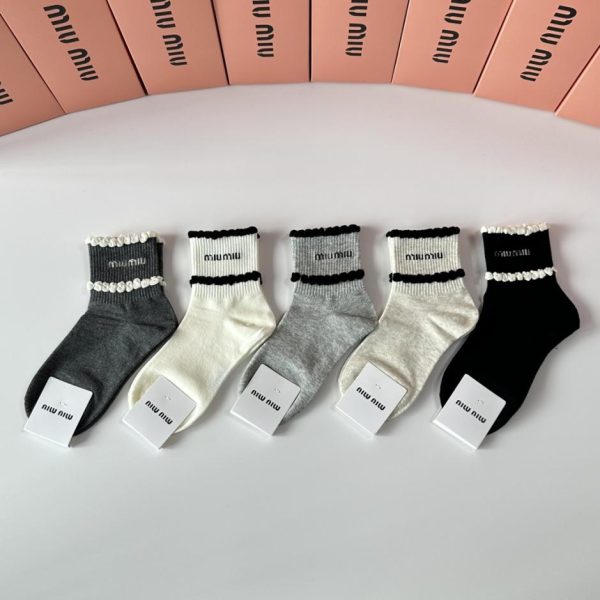 repliche,replica,perfette,siti di,affidabili,migliori siti,dove comprare,1:1,scarpe da ginnastica MiuMiu New Calzini di media lunghezza, 5 paia per scatola (TJWSS)