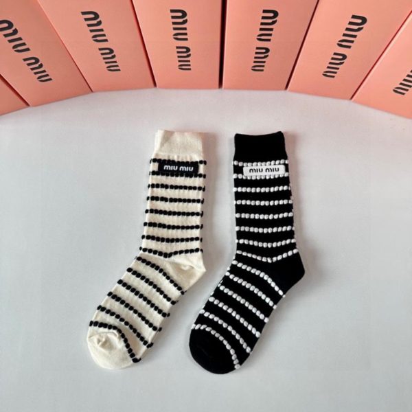 repliche,replica,perfette,siti di,affidabili,migliori siti,dove comprare,1:1,scarpe da ginnastica MiuMiu New Striped Cashmere Socks, due paia per scatola (ZHK75)